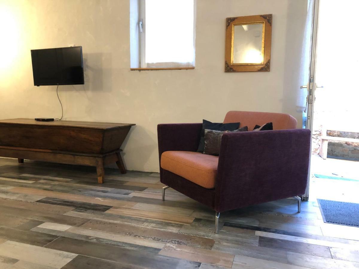 Mas Picagnol Apartment Oms Ngoại thất bức ảnh